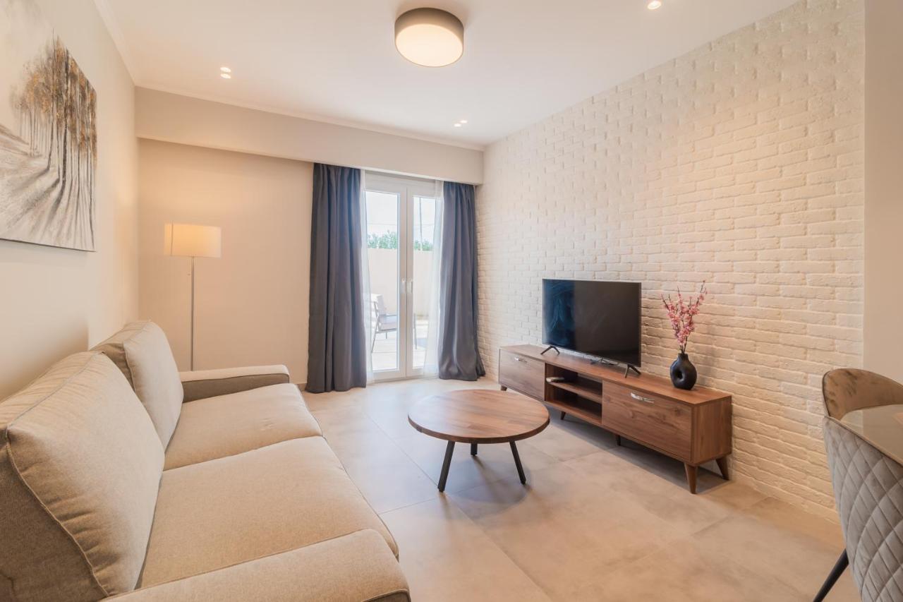 Melena Premium Suites Rodas Exterior foto